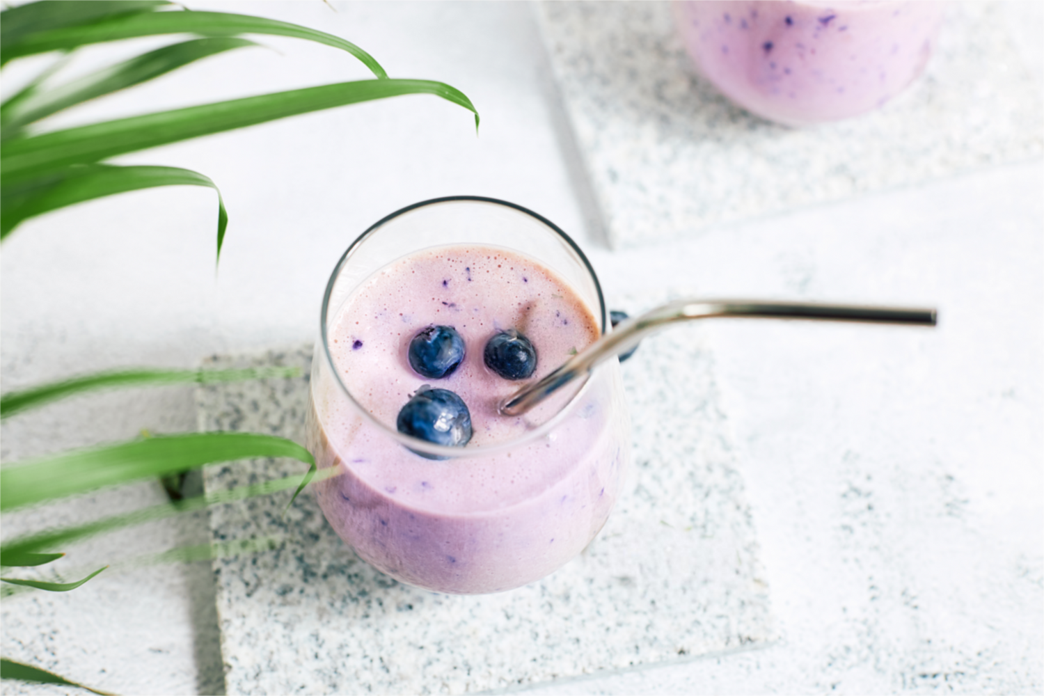 Blueberry Cashew Cheesecake Smoothie