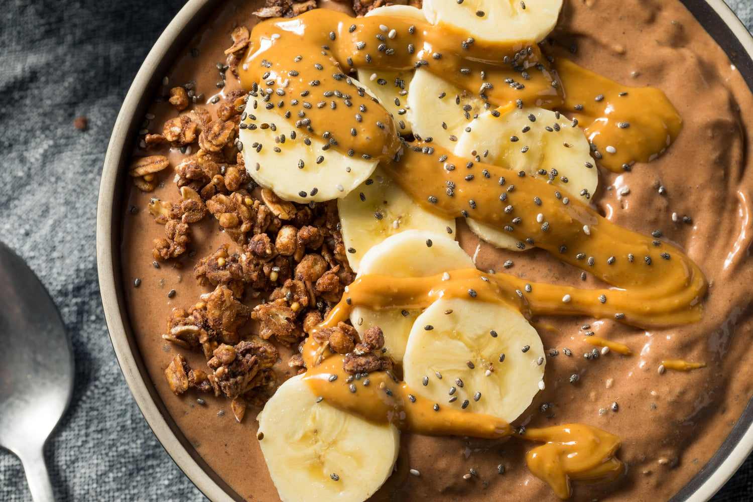 Peanut butter & Banana Smoothie Bowl