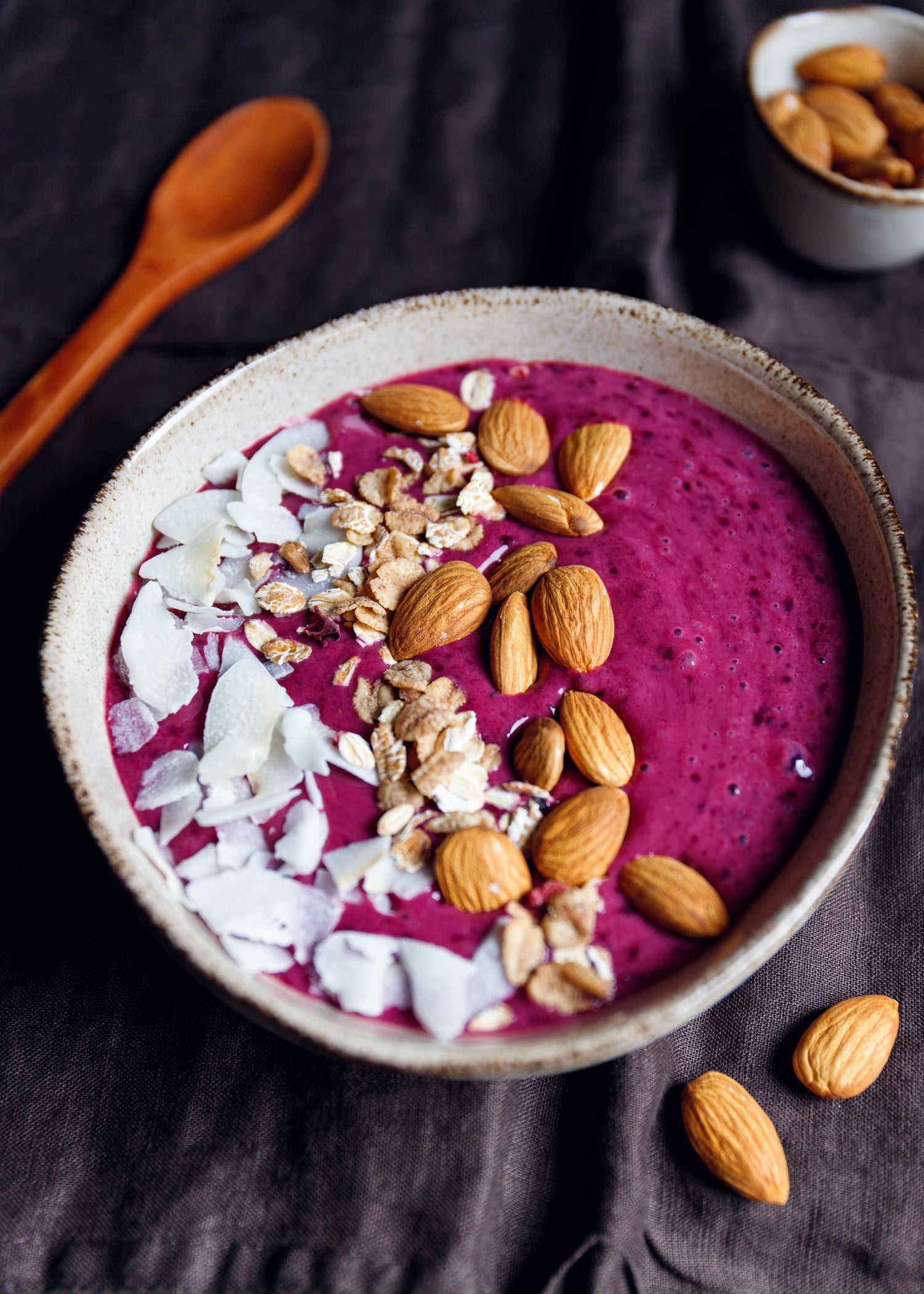 Blackberry Smoothie Bowl