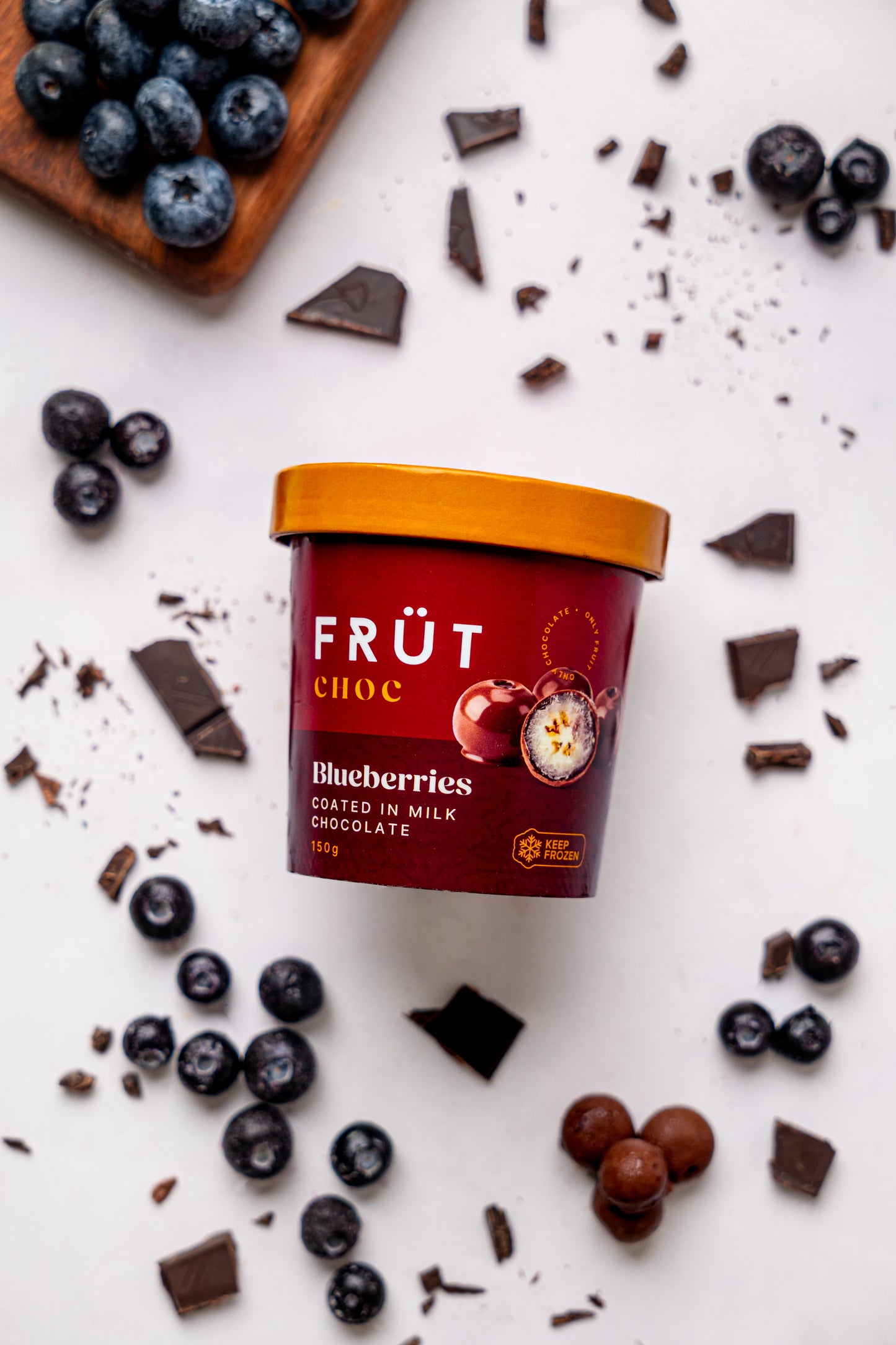 FRÜT Choc Blueberries coated in Milk Chocolate